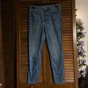 Universal Thread Jeans